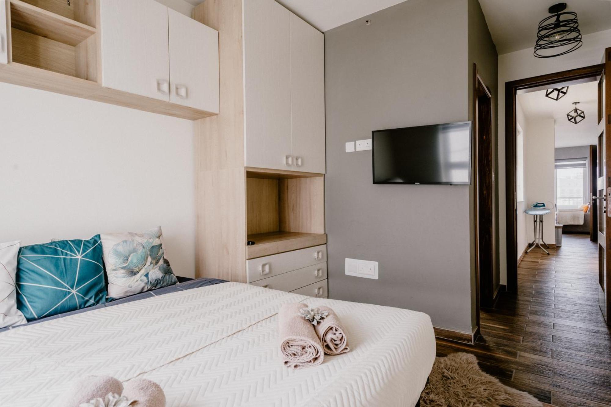 Appartamento La88 Bayview Penthouse With Jacuzzi Sliema Esterno foto